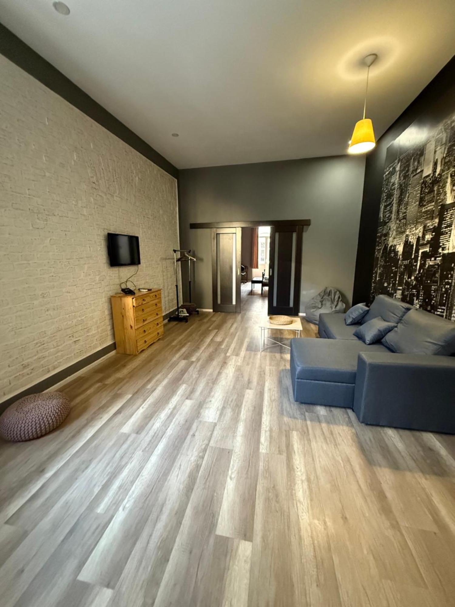 Dudaeva Apartment *