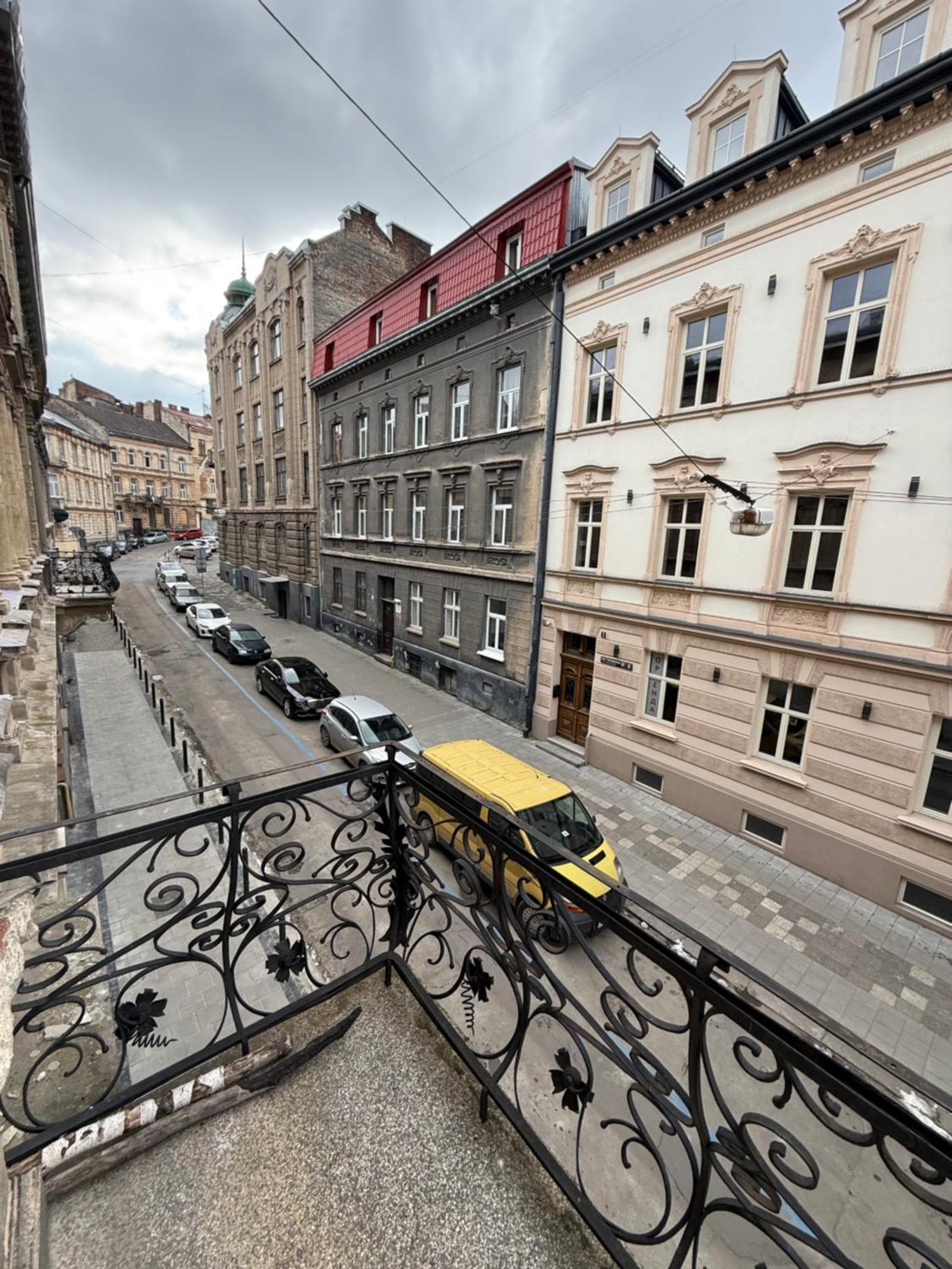 Dudaeva * Lviv